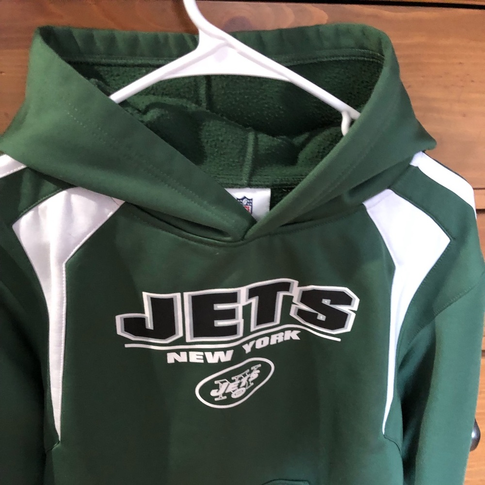 EUC Boys NFL Jets hoodie. Size of (12-14)